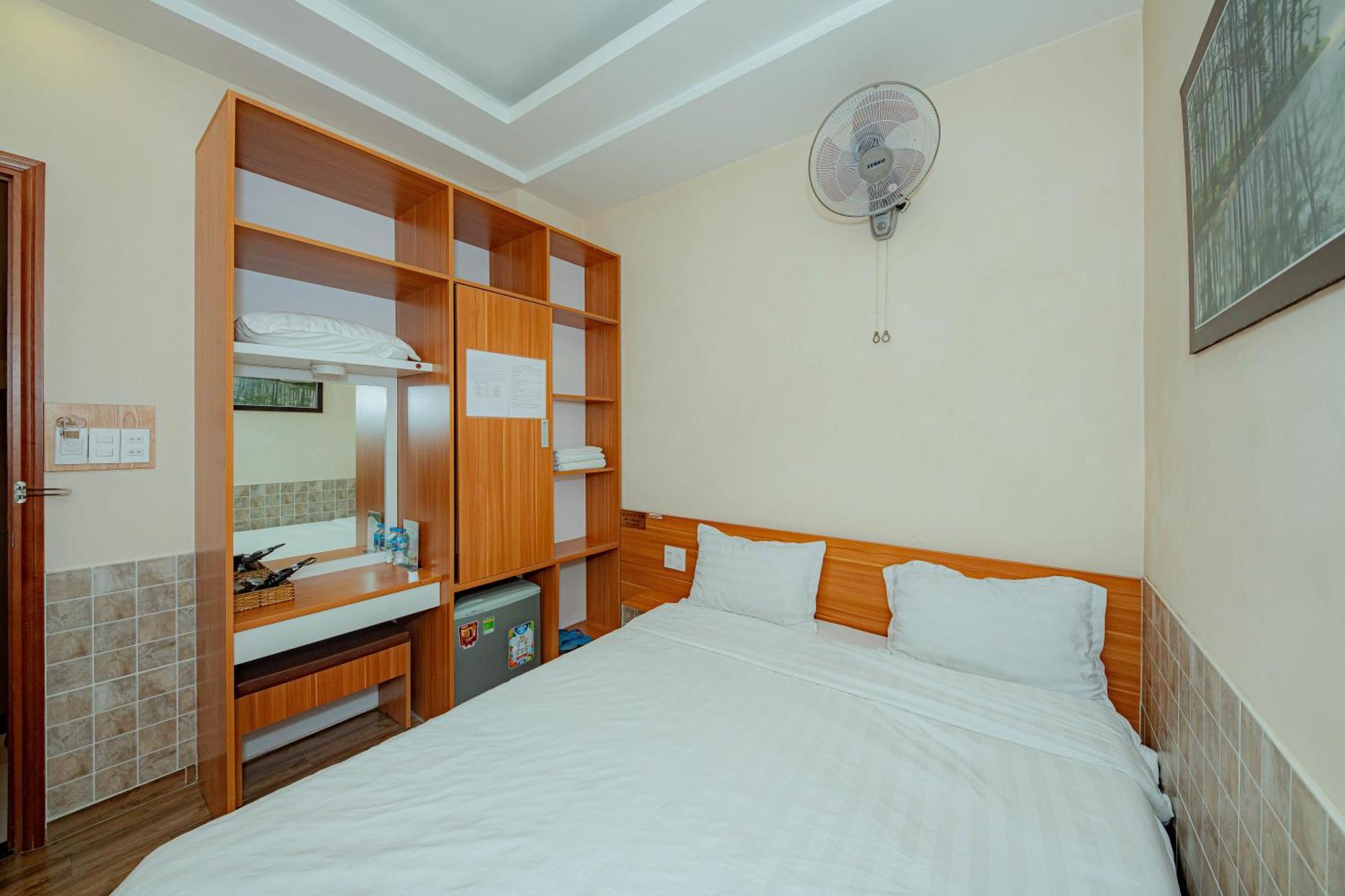 Thanh Anh 2 Hotel - Gan Cho Dem Далат Экстерьер фото