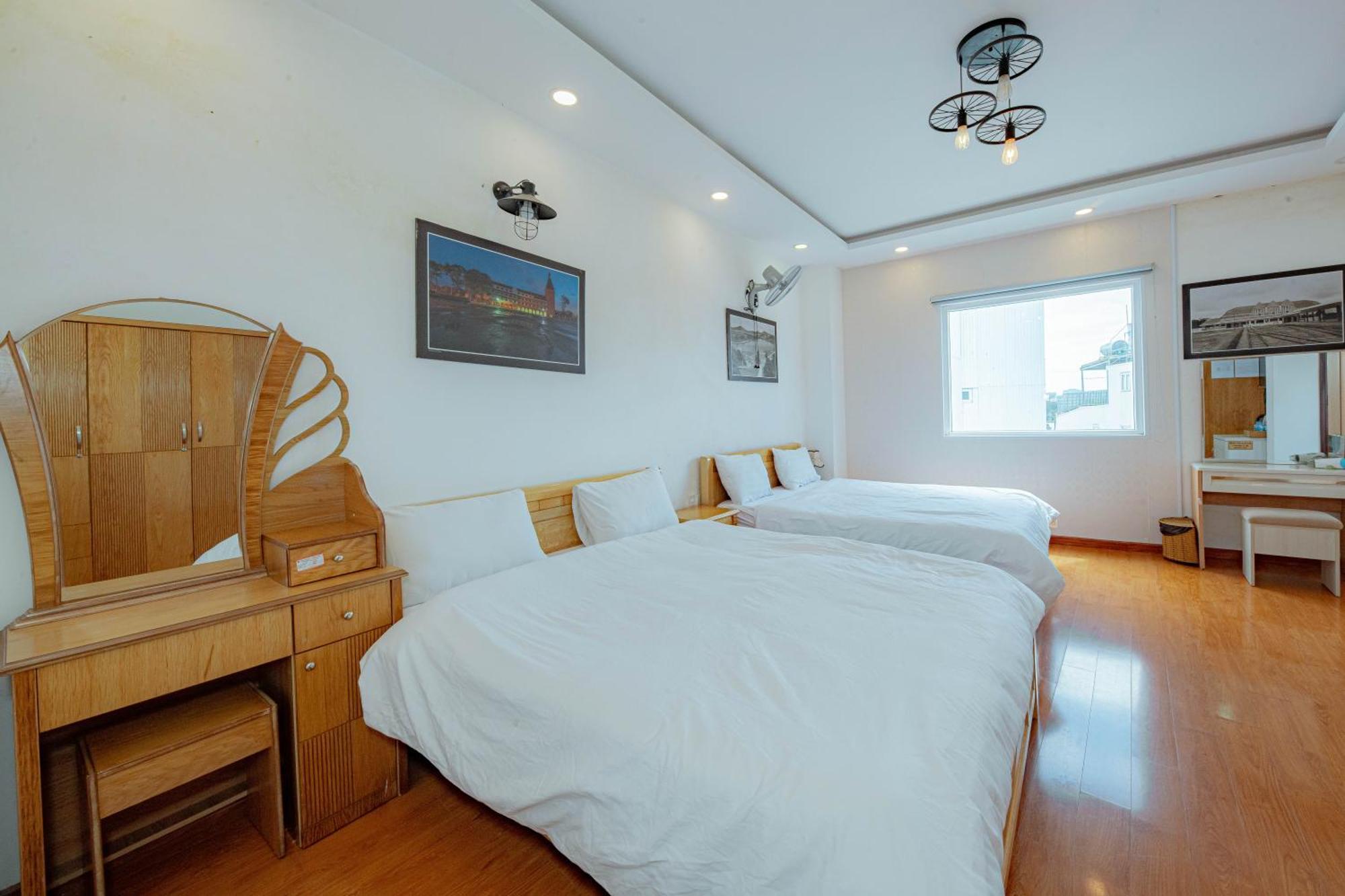 Thanh Anh 2 Hotel - Gan Cho Dem Далат Экстерьер фото