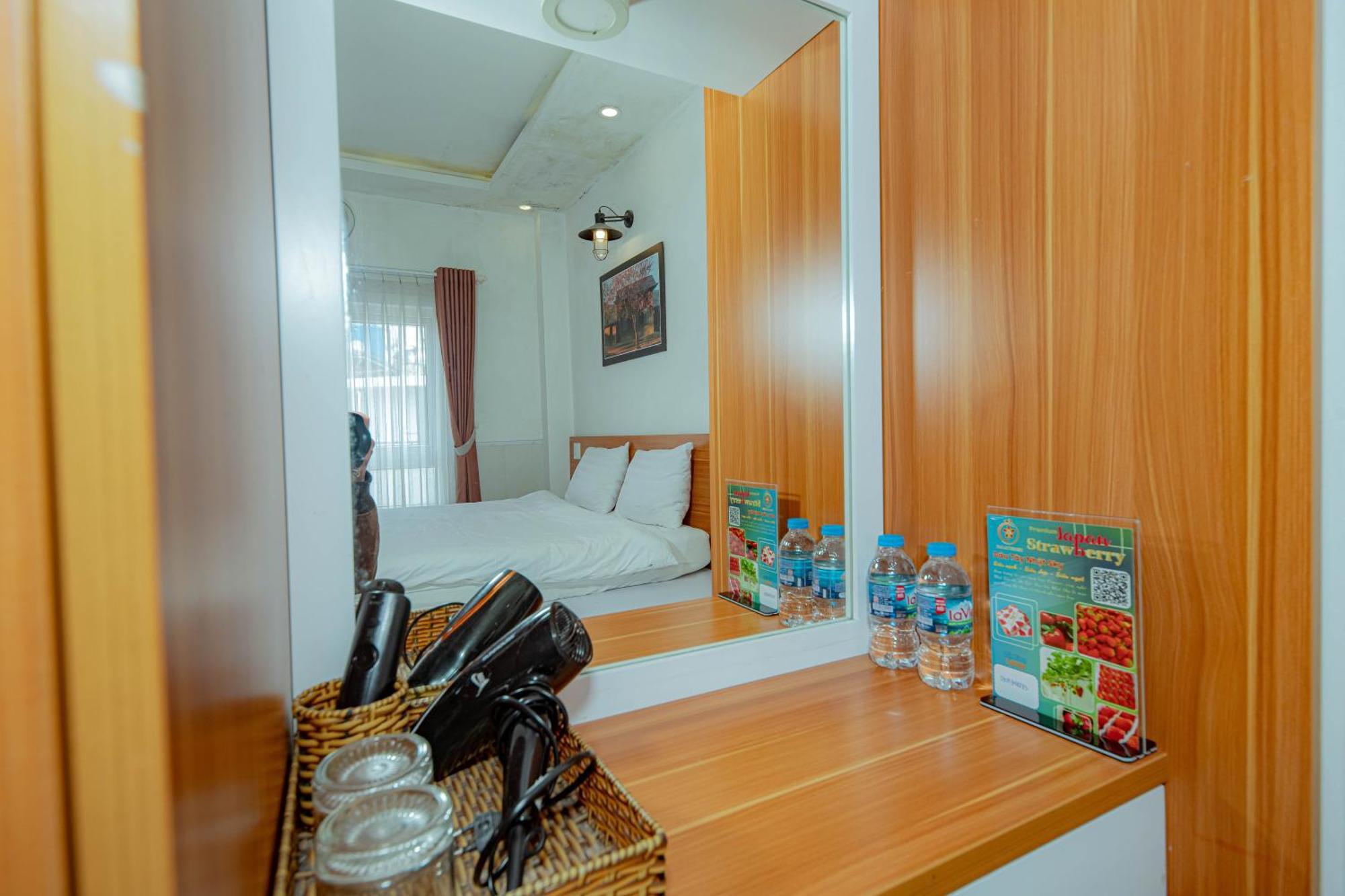 Thanh Anh 2 Hotel - Gan Cho Dem Далат Экстерьер фото