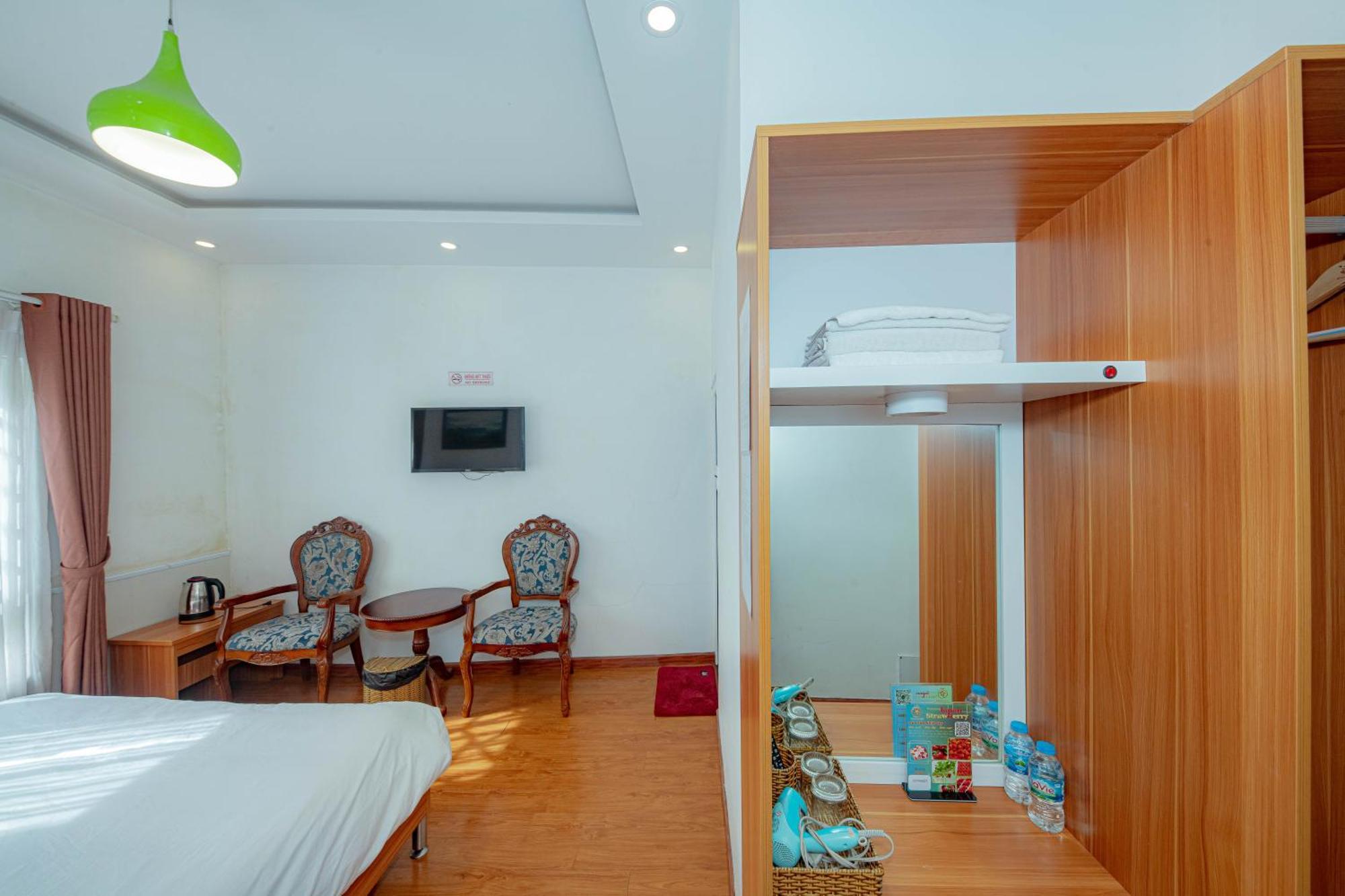 Thanh Anh 2 Hotel - Gan Cho Dem Далат Экстерьер фото